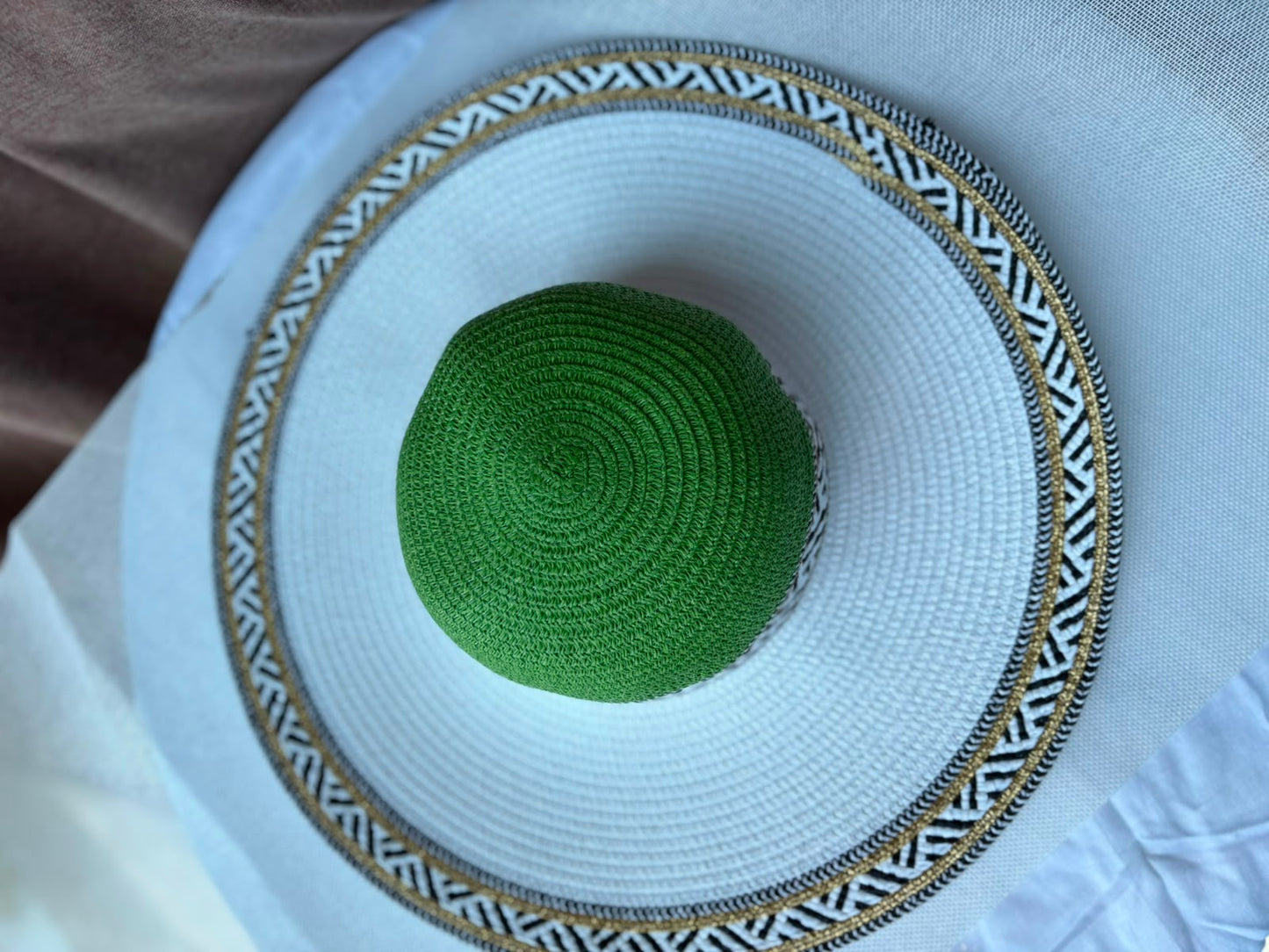 Sahara woven sun hat in green and cream