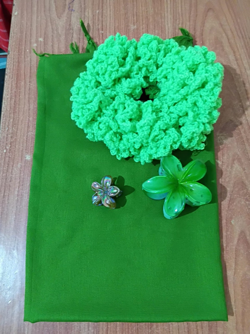 Green scarf scrunchie and green flower hair clips set